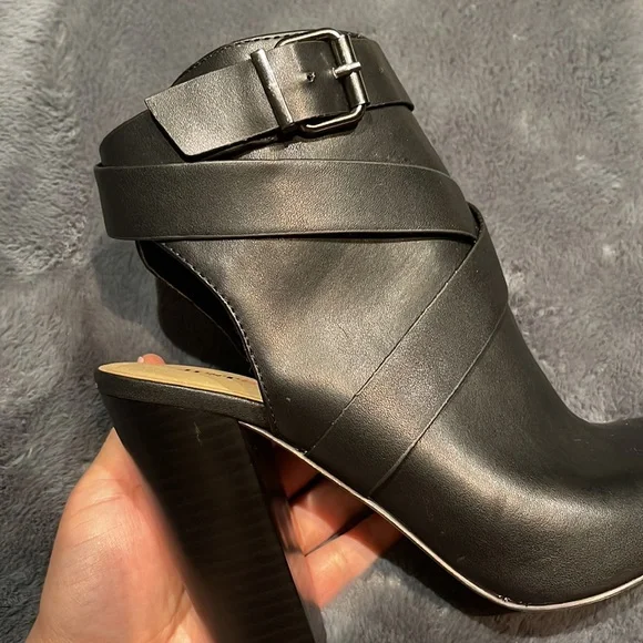 🚨 SOLD🚨 - Picture 4 of 7